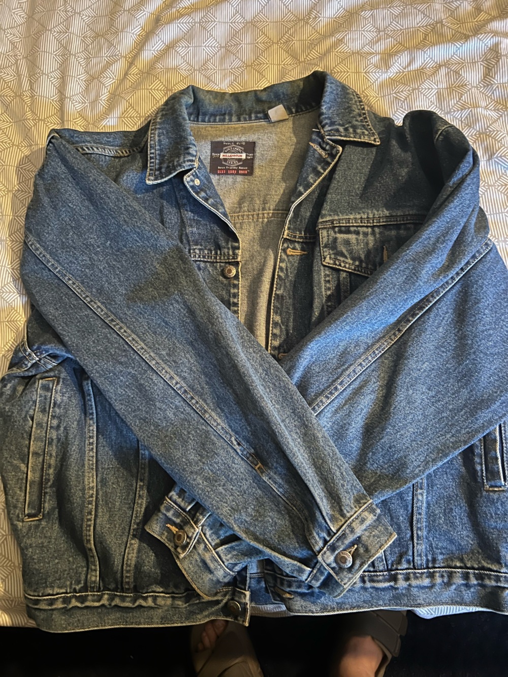 Bugle Boy Men's Gold Crest Millennium Series Blue Denim Jacket - Relaxed Fit